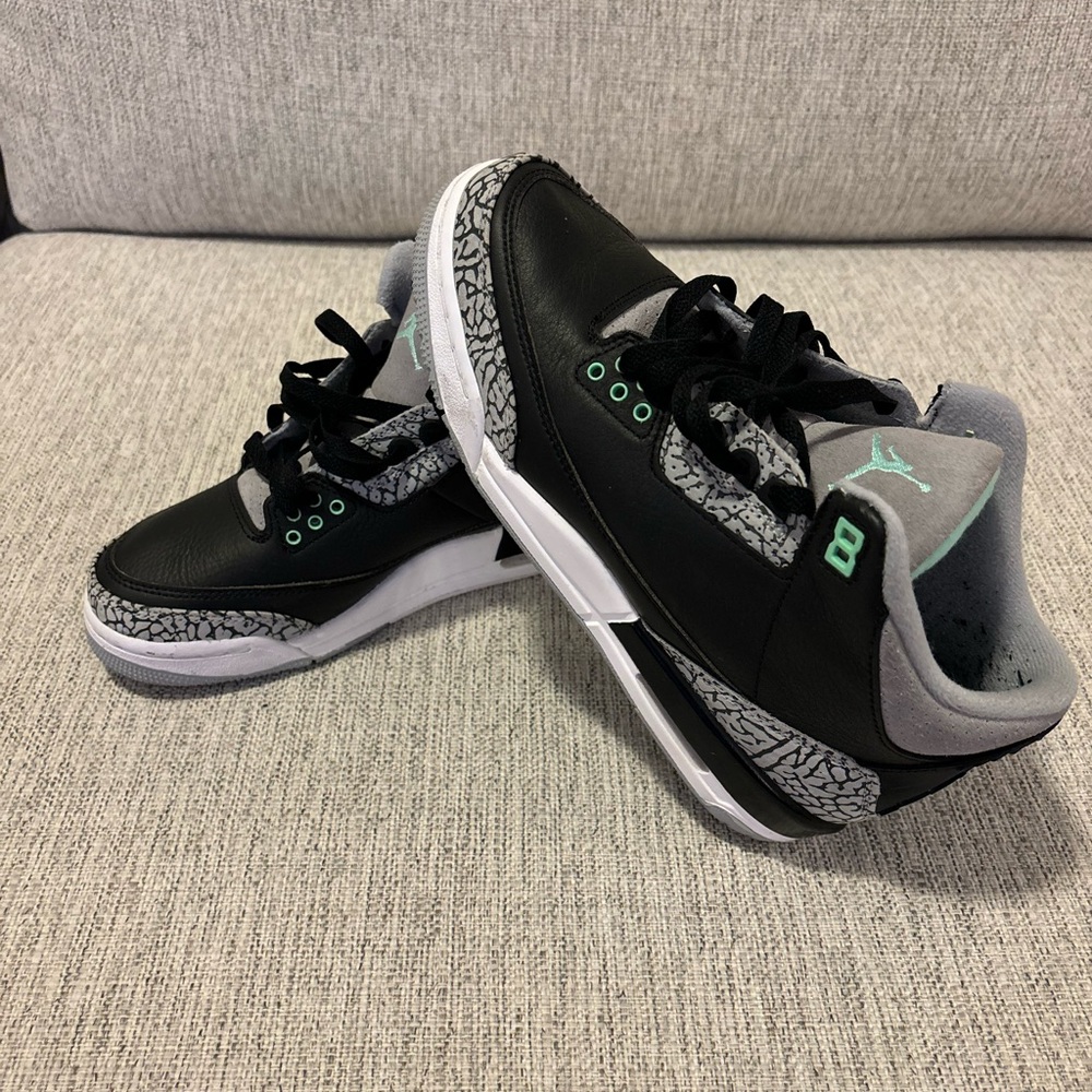 Boy’s Jordan 3 Green Glow